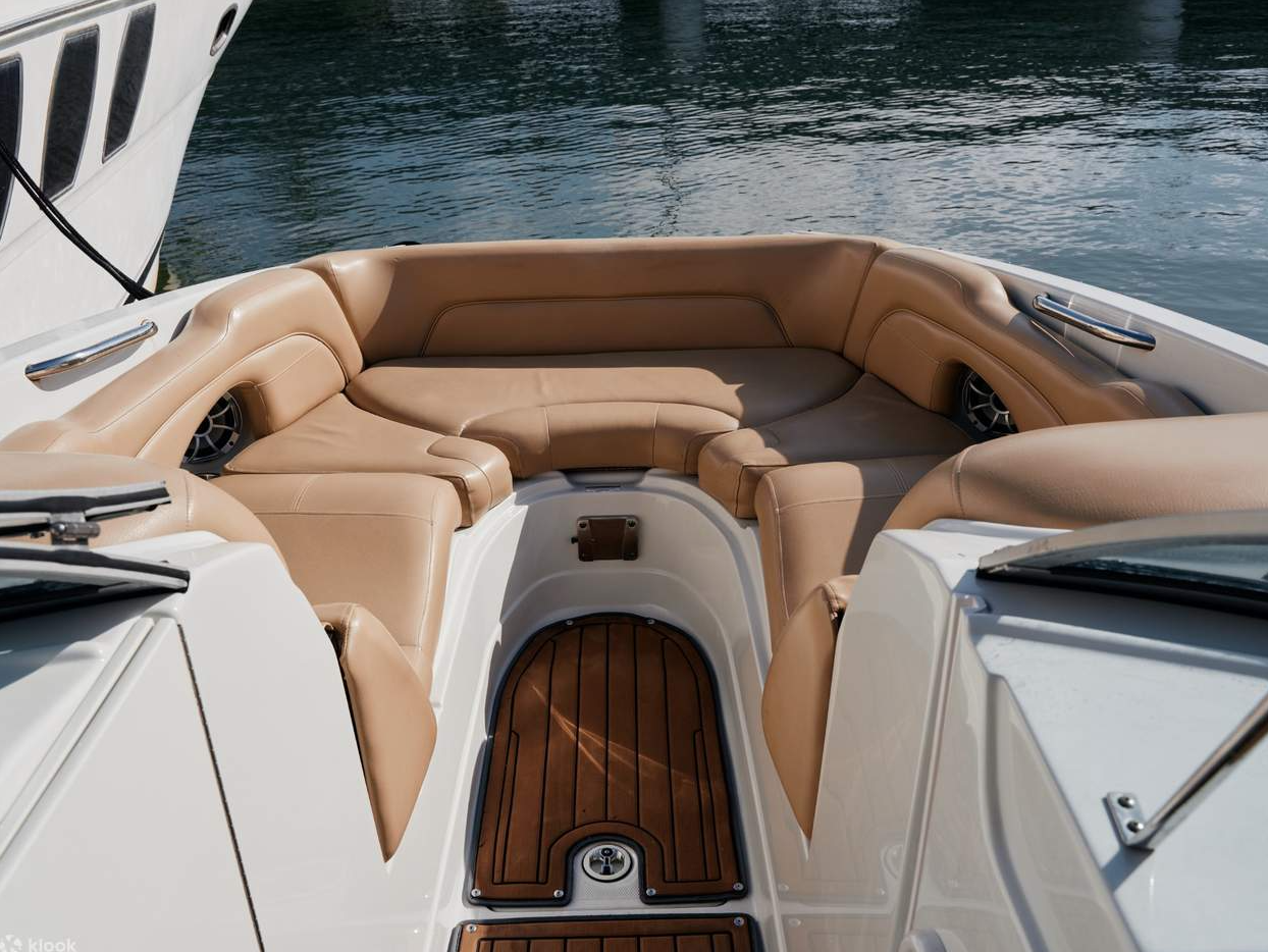 Recover Boat Seats in Miami for Stunning Comfort and Fresh Attention